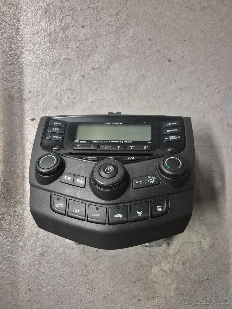 Honda Accord 7g - originál radio