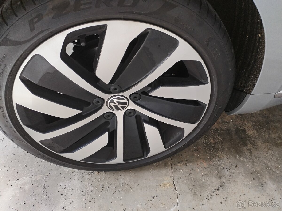 Kola Montevideo Volkswagen arteon 19