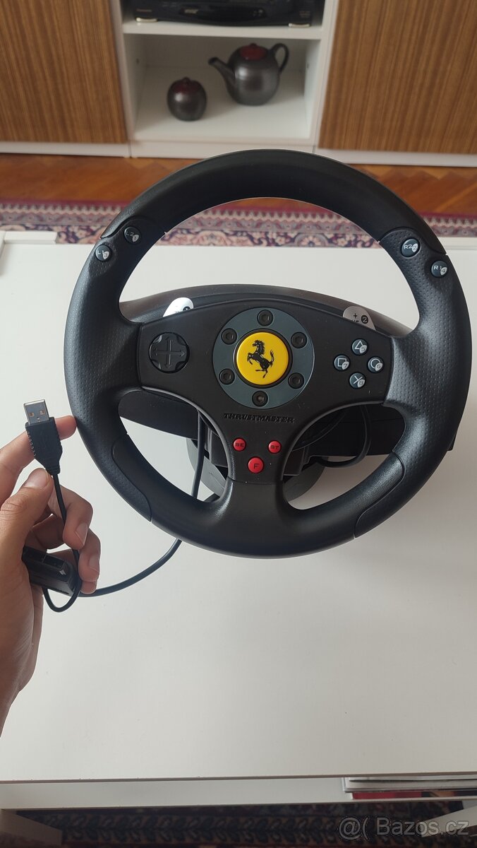 volant Thrustmaster Ferrari GT Experience