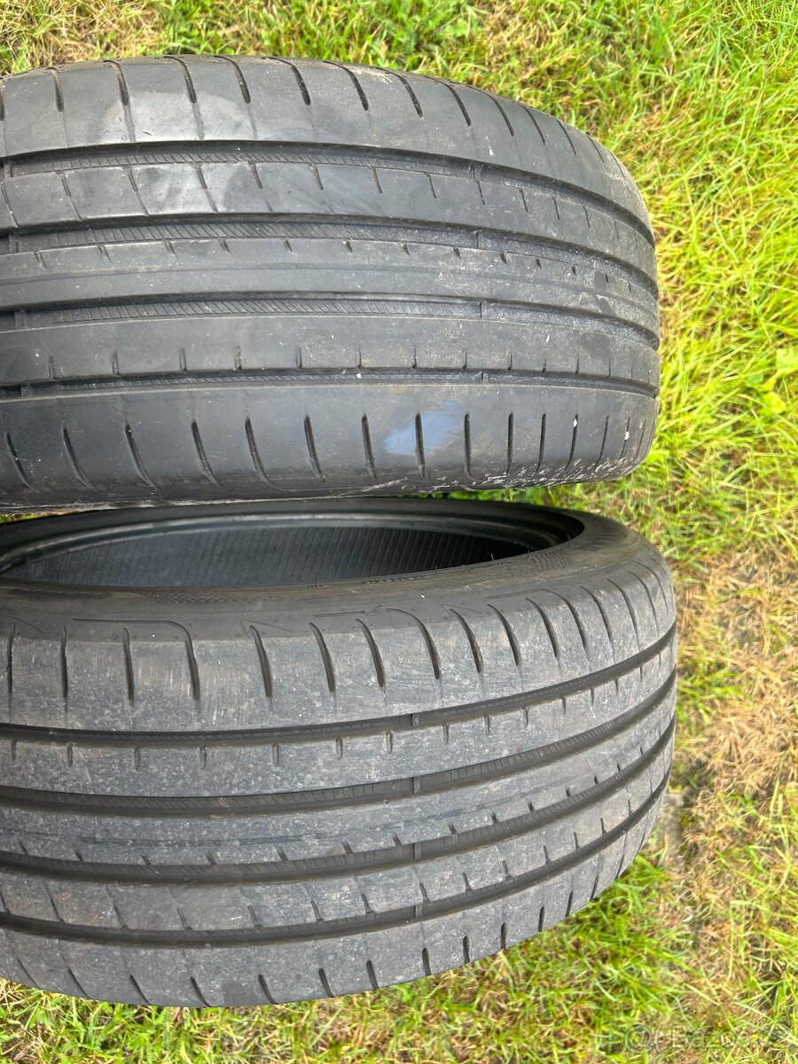 225/45 R18 gooyear