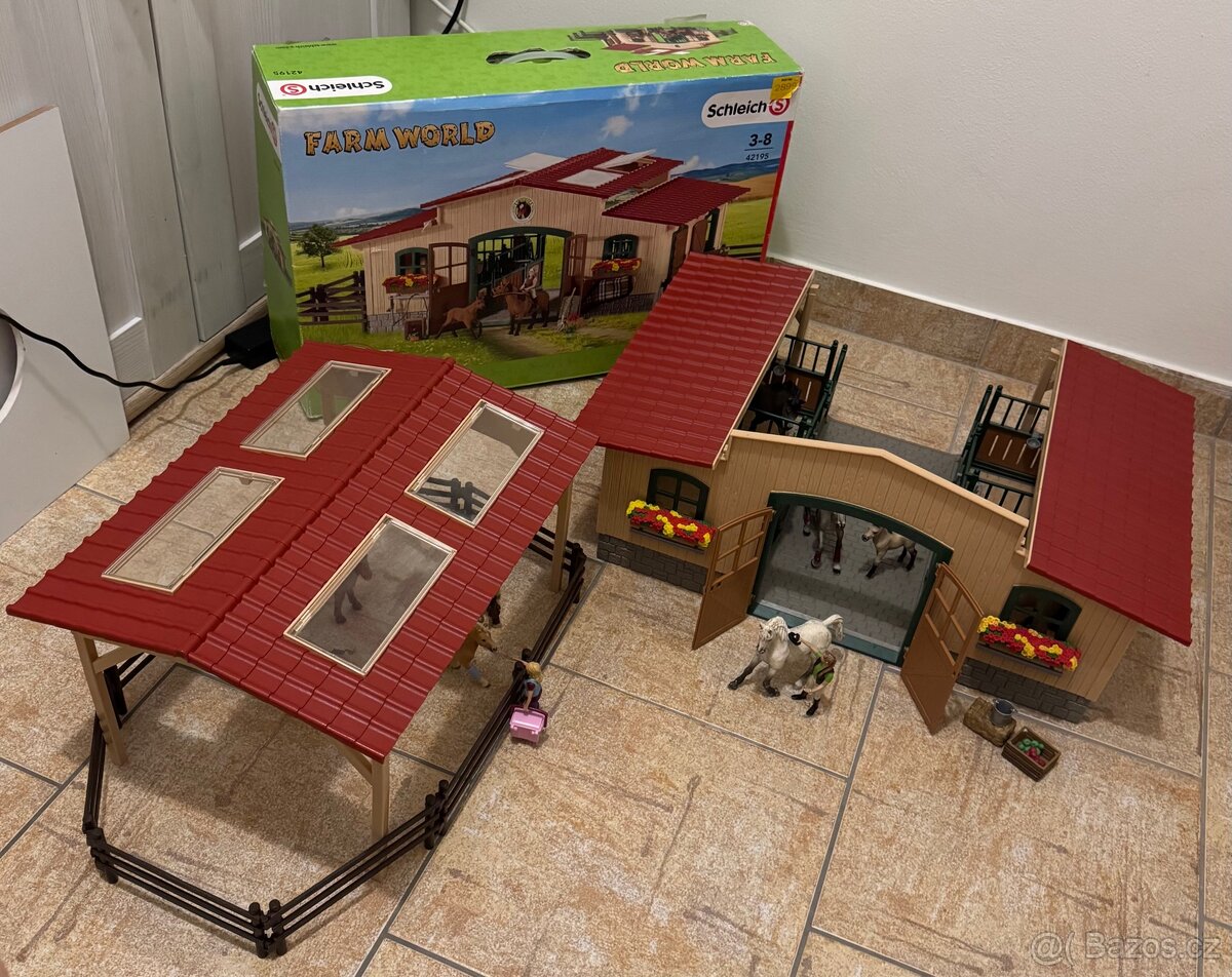 Stáj Schleich 42195