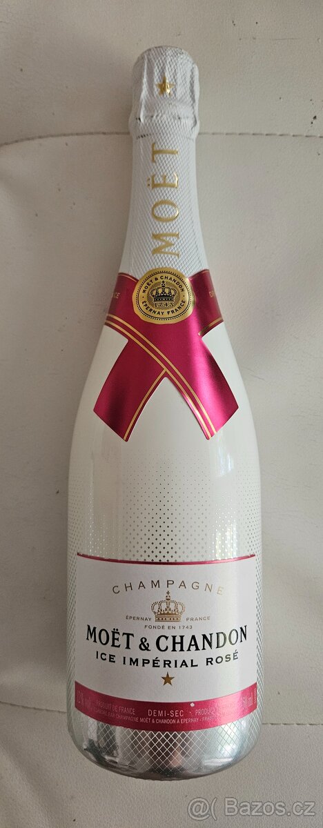 Moët & Chandon Ice Impérial Rosé Demi-Sec 0.75L