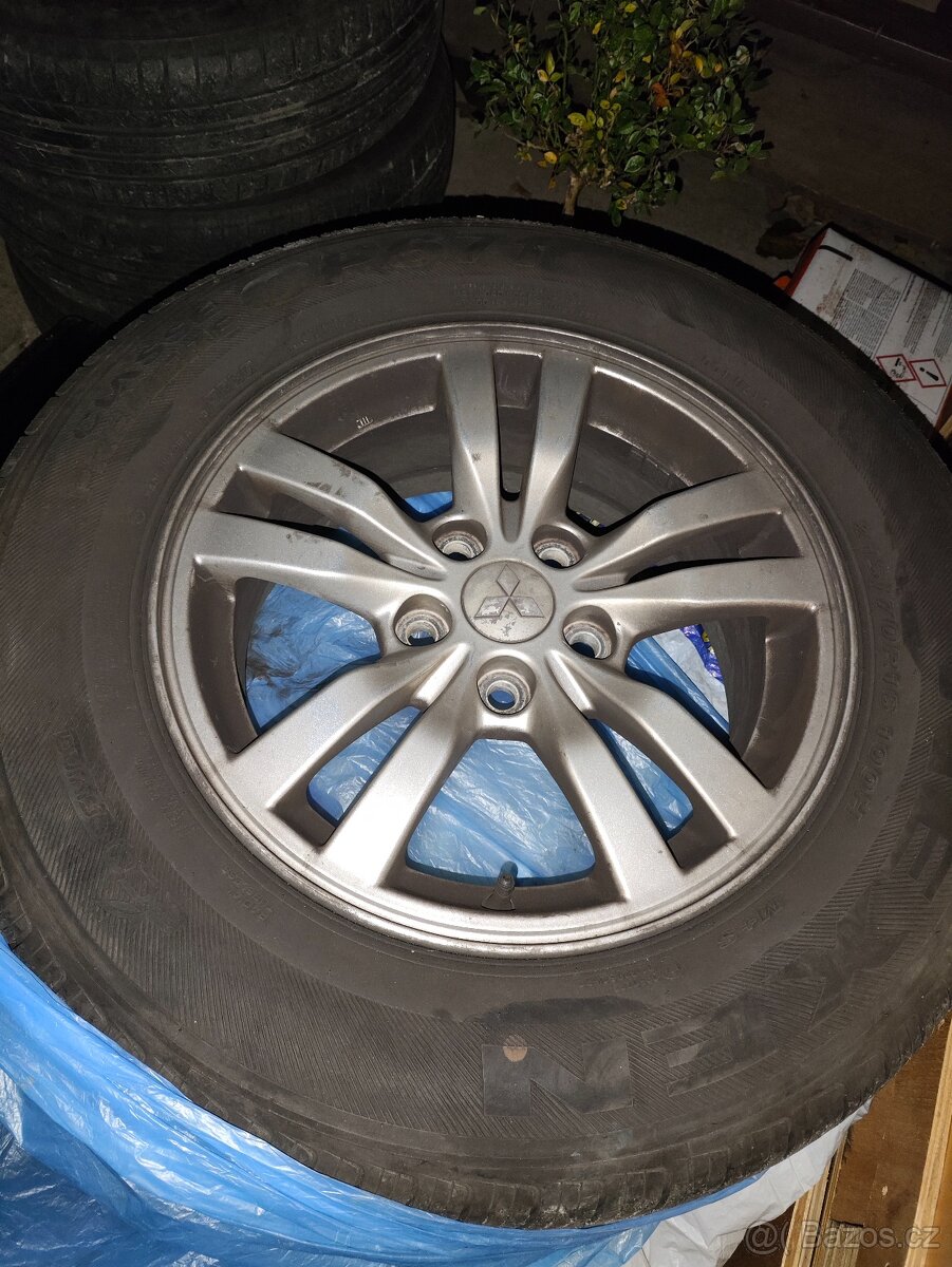 Mitsubishi ALU originál R16