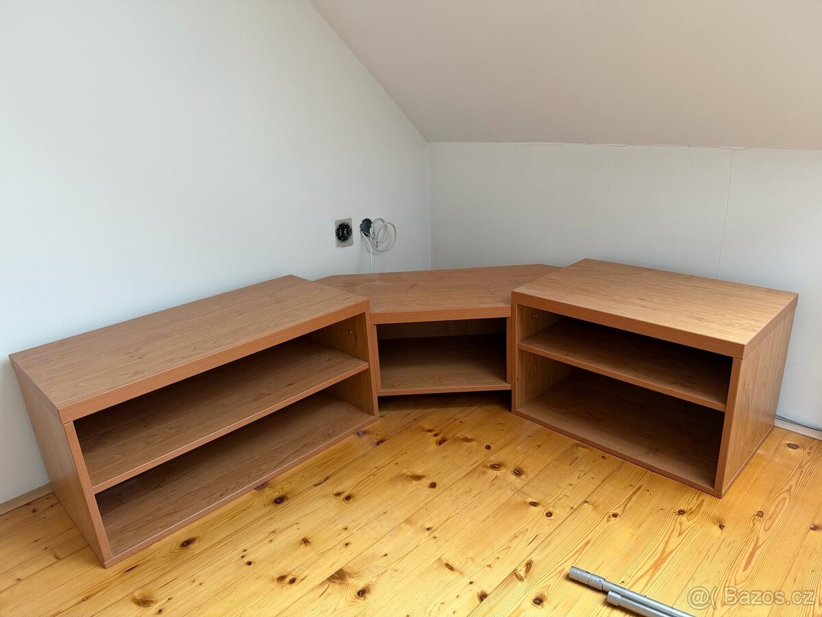 Rohový TV stolek