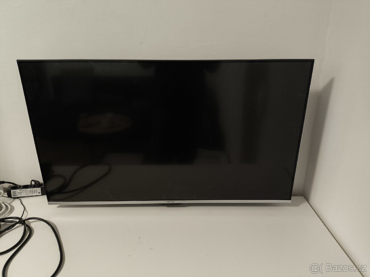 Televizor 4k Metz android 43" + anténa
