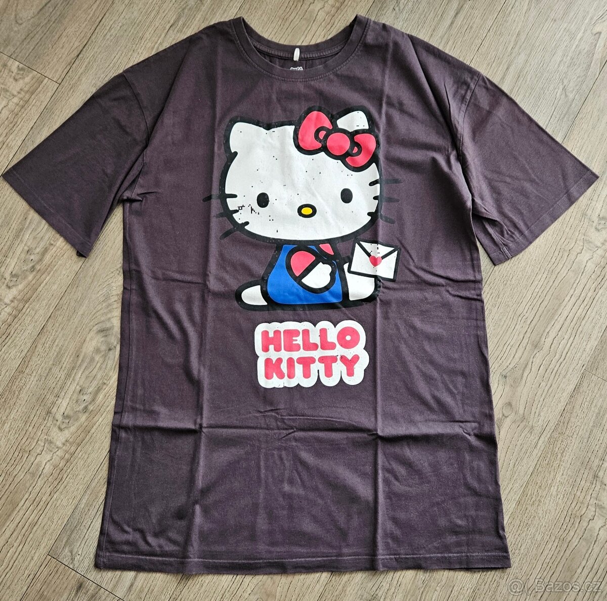 Dámské oversized tričko s potiskem Hello Kitty XS / 34 / 6