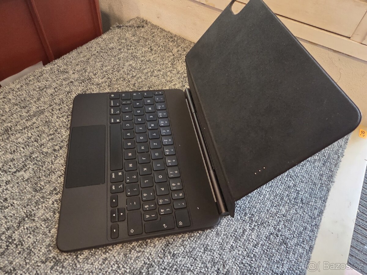 Apple Magic Keyboard pro iPad Pro 11" / Air CZ