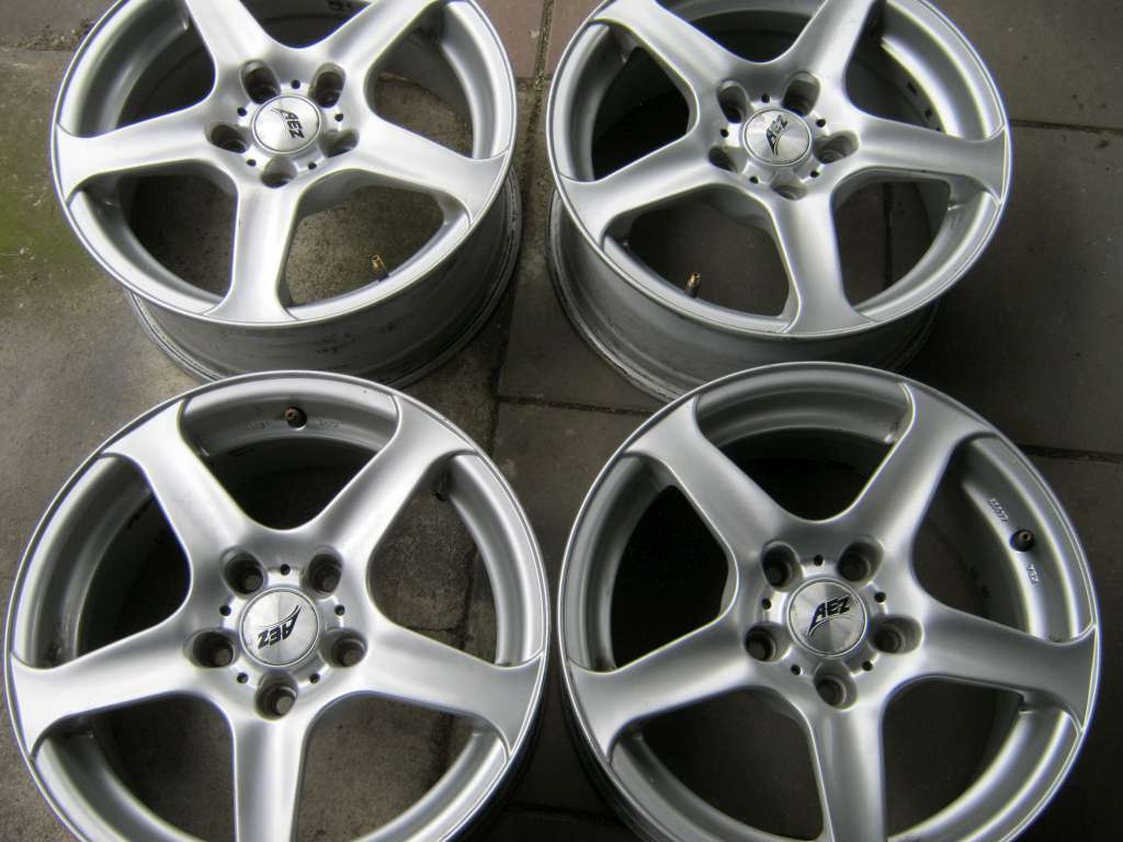 suzuki grand vitara,toyota rav4