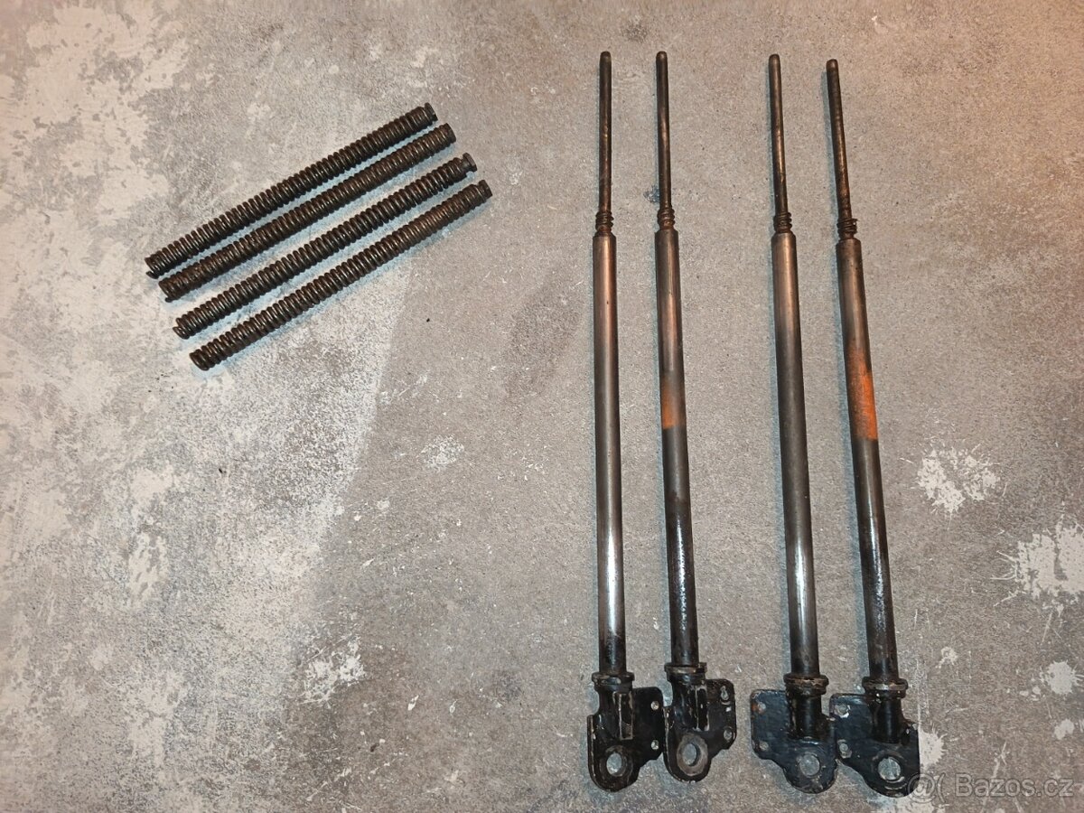 Jezdce přední vidlice - Babetta 207