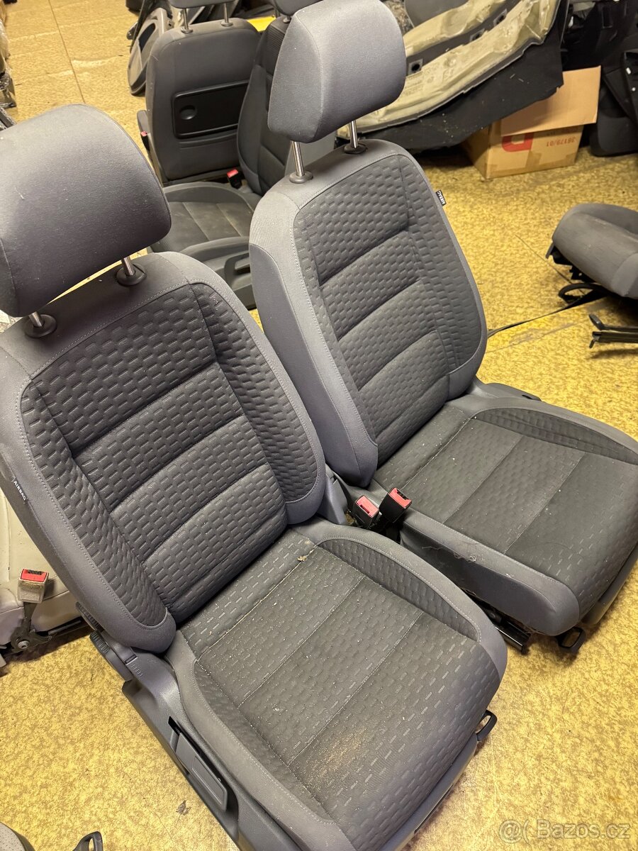 Sedačky VW Touran