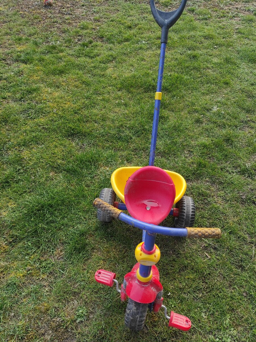 Tříkolka s vodící tyčí