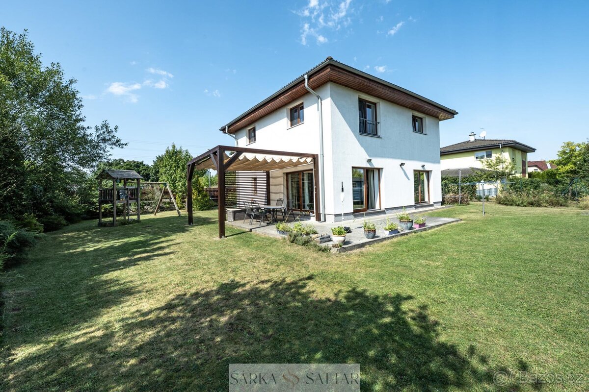 Prodej domu, 135 m², západ, Praha