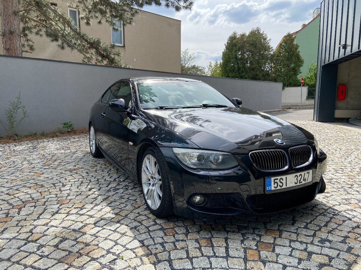 BMW - E92- 325D