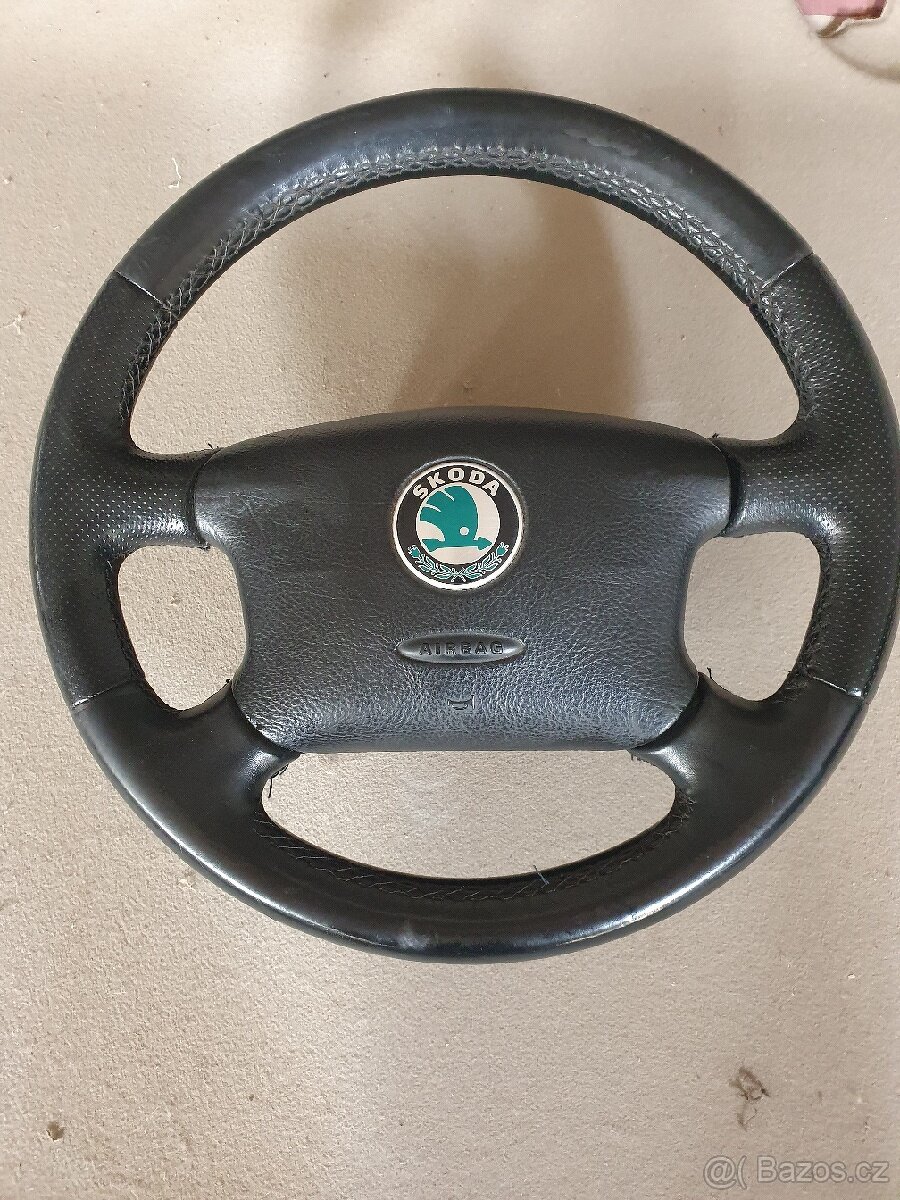 Kožený volant Škoda Octavia 1
