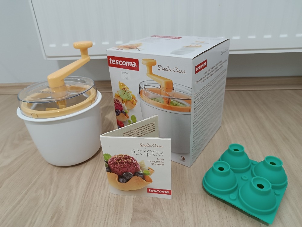 Zmrzlinovač Tescoma + silikonová forma na led
