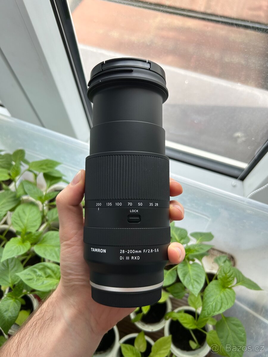 Objektiv Tamron 28-200 f/2.8-5.6 pro Sony