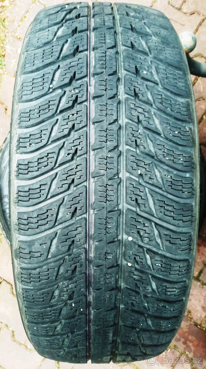 Pneu Nokian WR SUV 3 215/55/18 4 ks