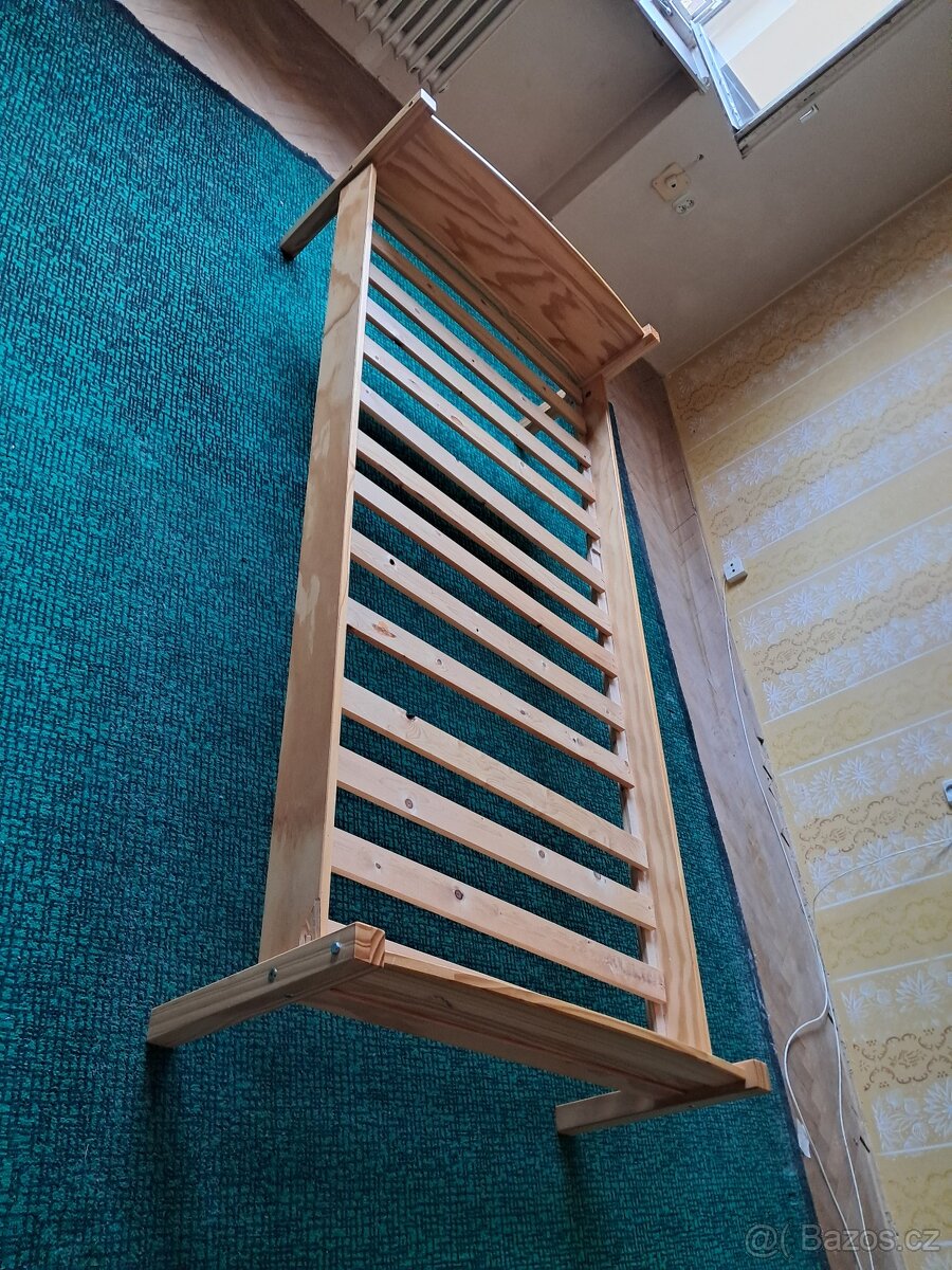 Postel s matrací 200 x 90 cm