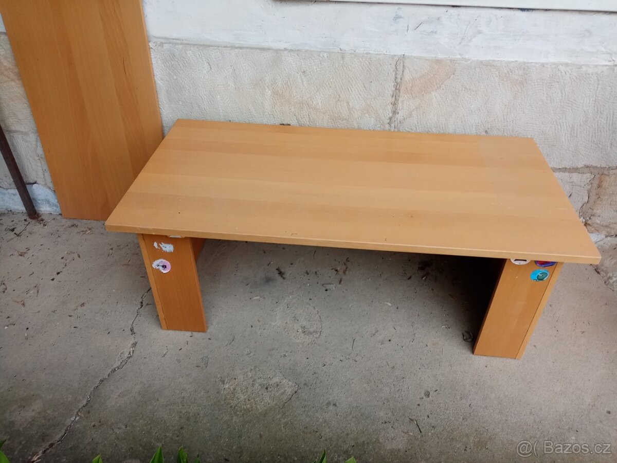 Konferenční stolek