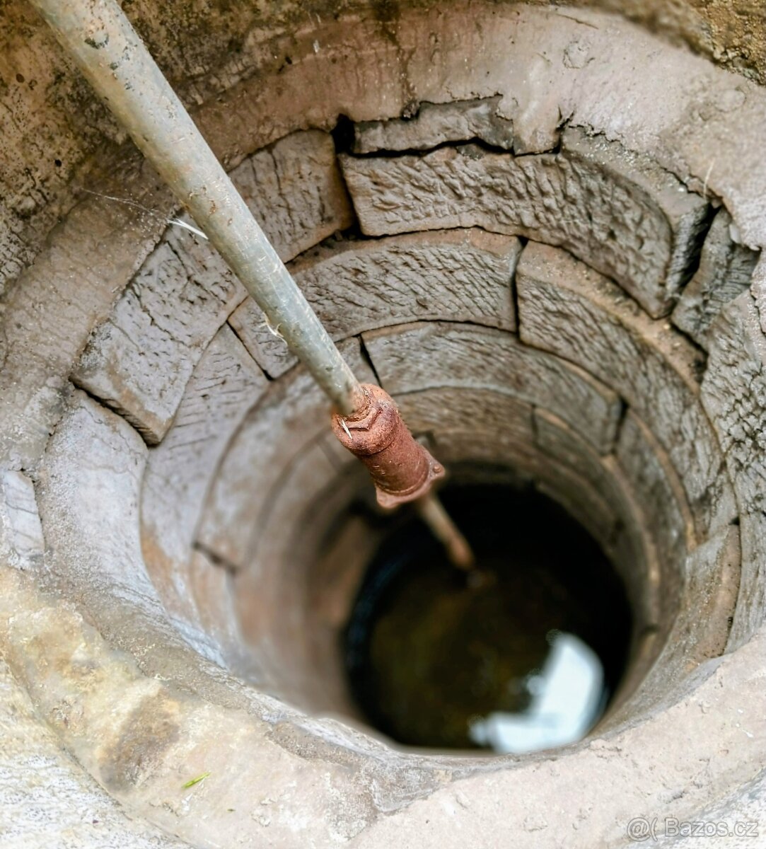 PÍSKOVEC DO STUDNY