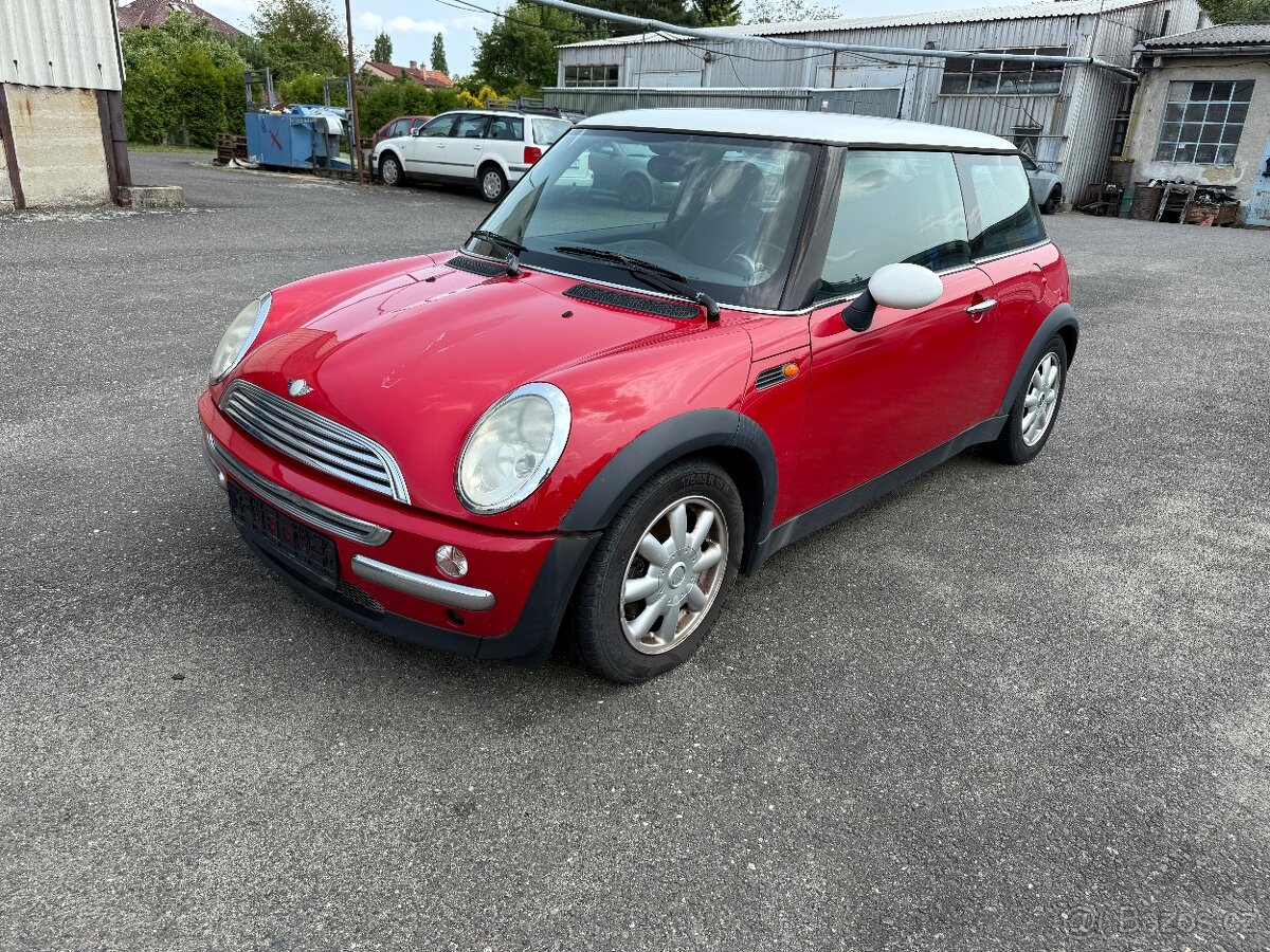 Mini Cooper 1,6i 2003, 262.000 km, stk u konce, depozit