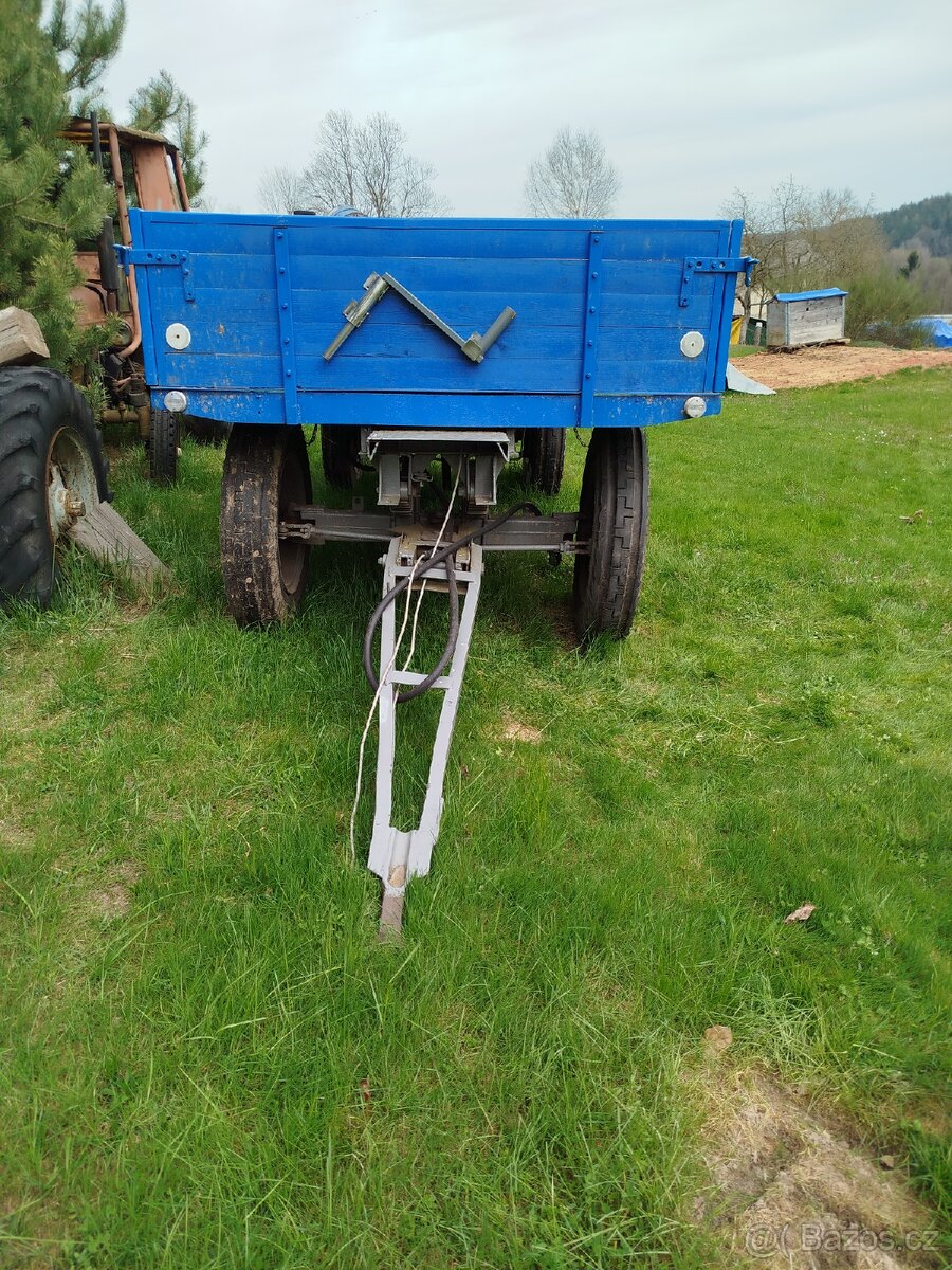 Vlek 3,5t bez TP a SPZ.
