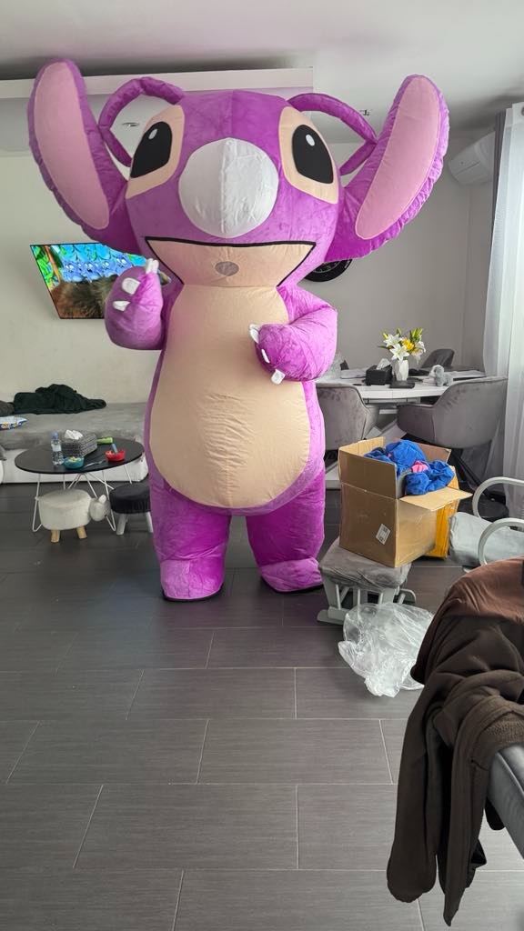 MASKOTI STICH 2,6 m vysoké