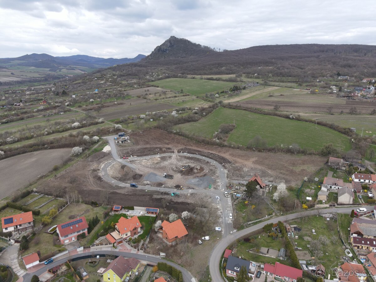 Prodej 16 zasíťovaných pozemků k.ú. Jenčice