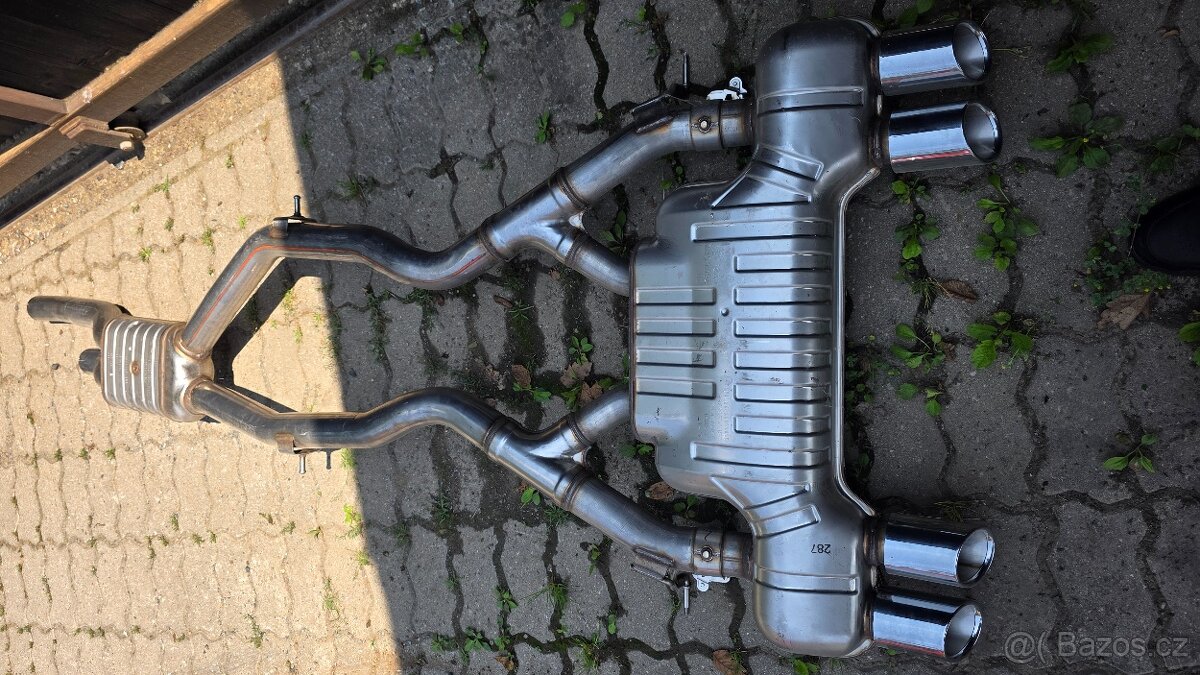 Výfukový systém BMW M3 - Nový