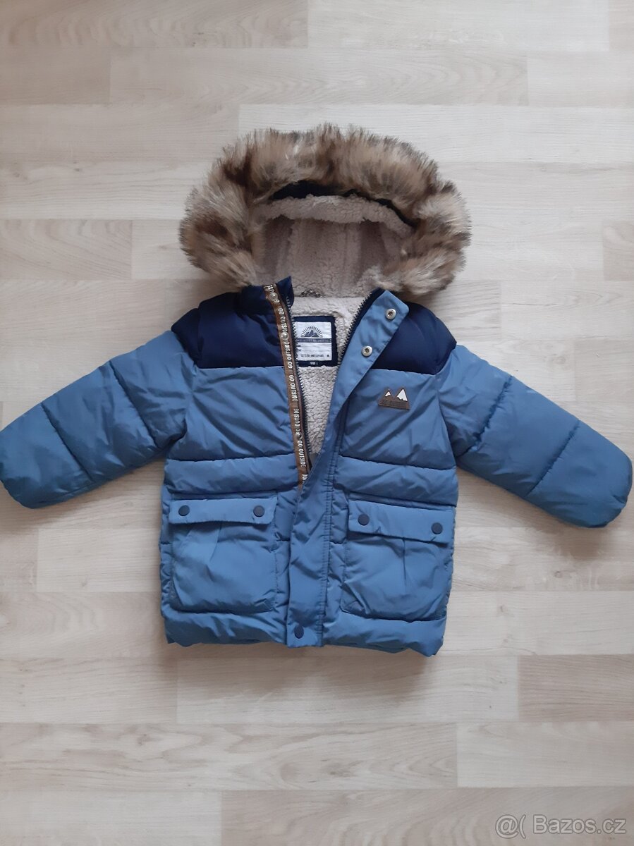 Zimní chlapecká bunda vel.98 C&A