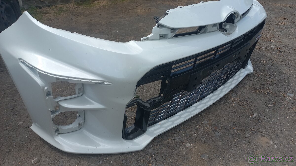 Toyota yaris GR Po 2019 Přední naraznik s mrizkou prava lamp