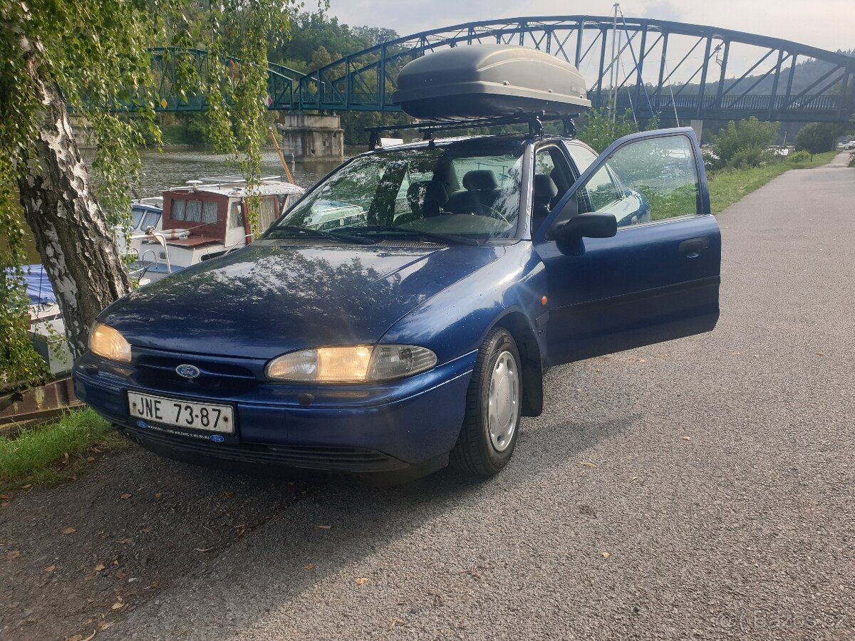 Ford Mondeo mk1 1.8 benzín