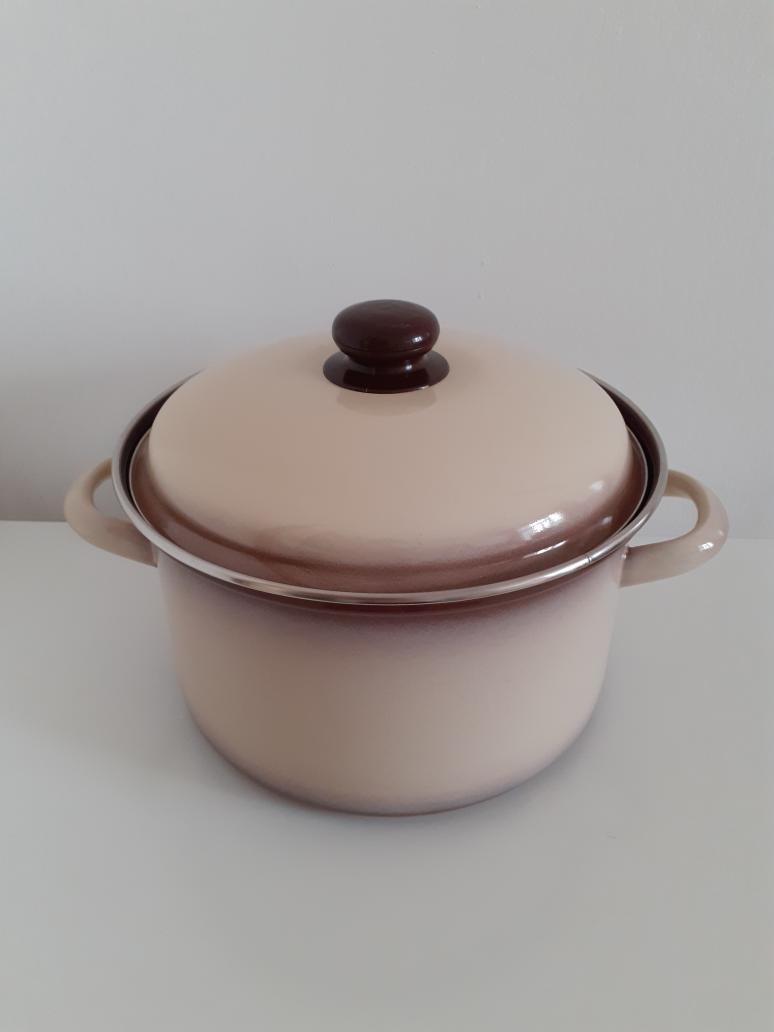 Hrnec smaltovaný (vč. pokličky)