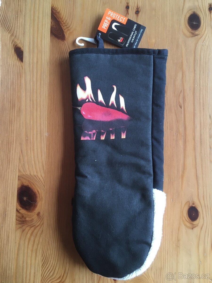 Kuchyňská rukavice "Hot CHILLI"