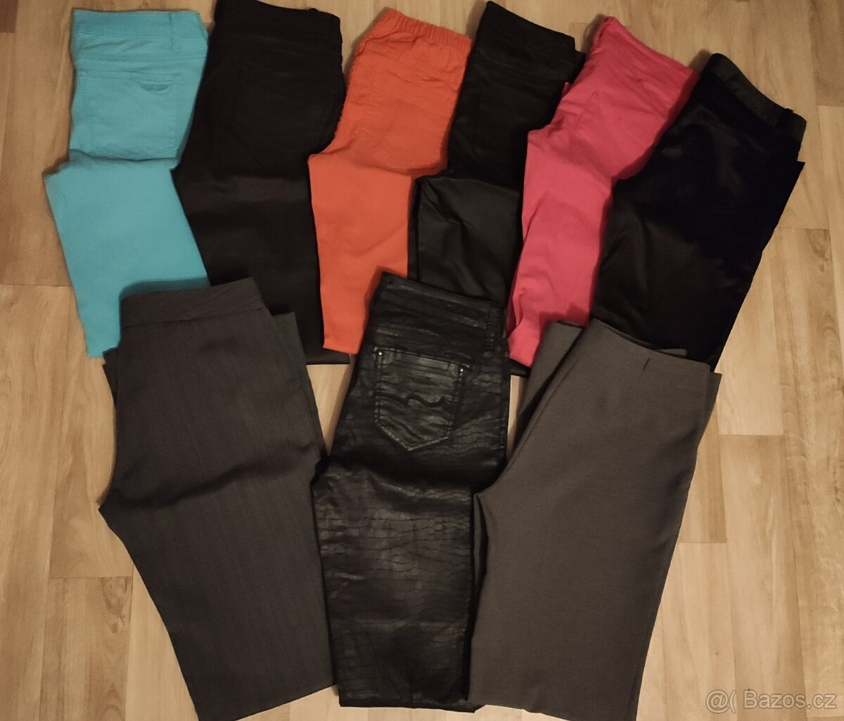 Kalhoty různé - vel. 34 a 36