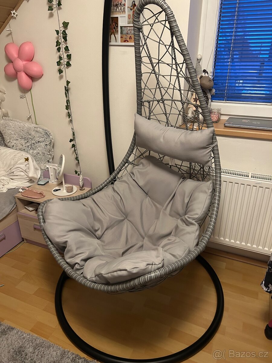 Houpací závěsné křeslo