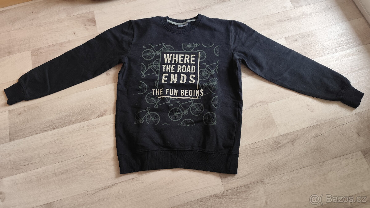 Nová chlapecká  mikina v.146/152