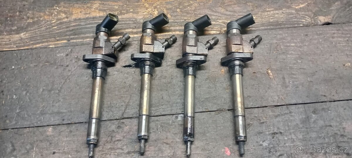 Peugeot 407 2.0Hdi vstřikovače 9647247280
