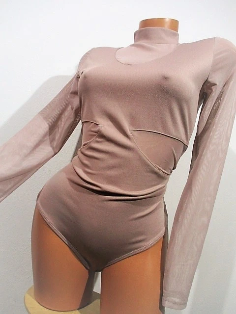 NÁDHERNÉ DÁMSKÉ BODY SE SÍŤOVINOU ♠ VEL.M ♠ AMISU