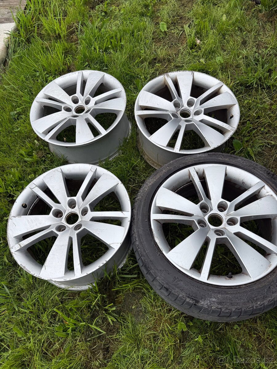 Hliníková kola superb 3  r18 zenith