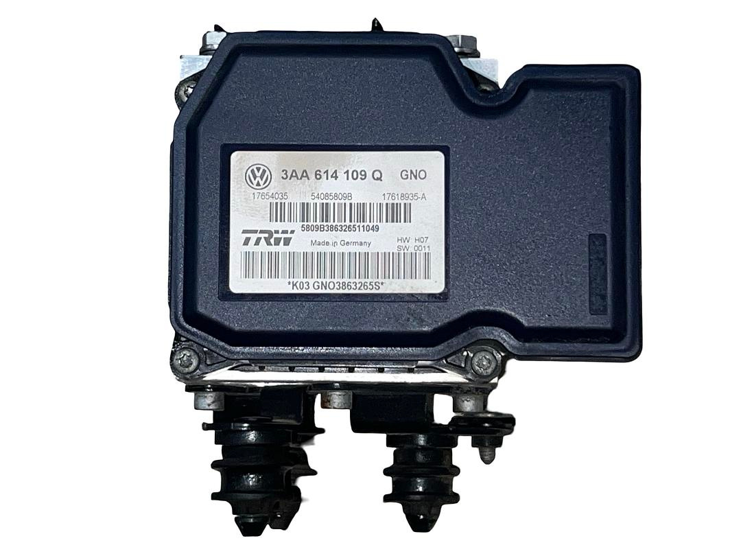 Řídící jednotka ABS 3AA614109Q VW Passat B7 r.v. 2011