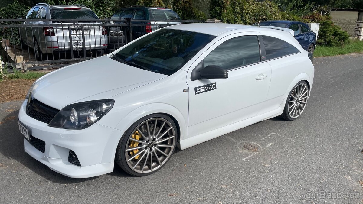 Opel Astra H OPC Nürburgring edition