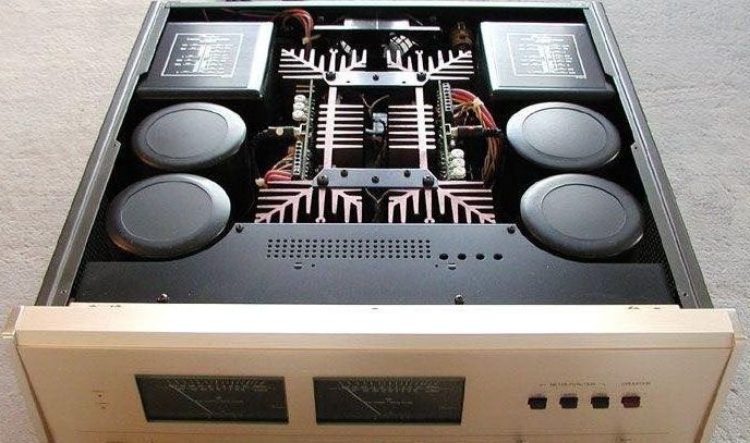 ACCUPHASE P-400