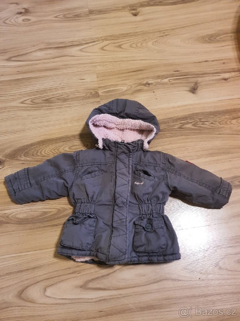 holčičí zimní bunda velikost 68