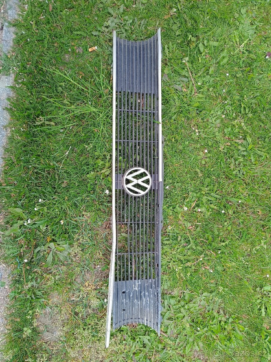 VW Golf 1 - přední maska + boční kryty