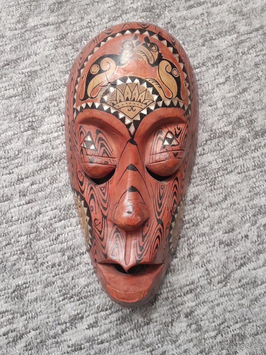 Dřevěná maska Maledivy
