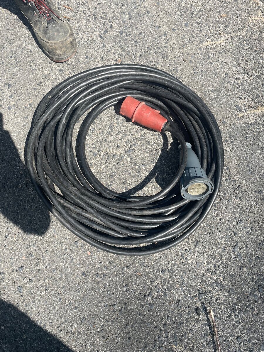 Prodlužovací kabel 380V 25m