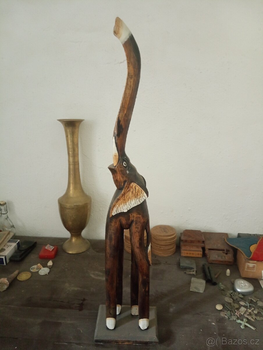 Dřevěný slon