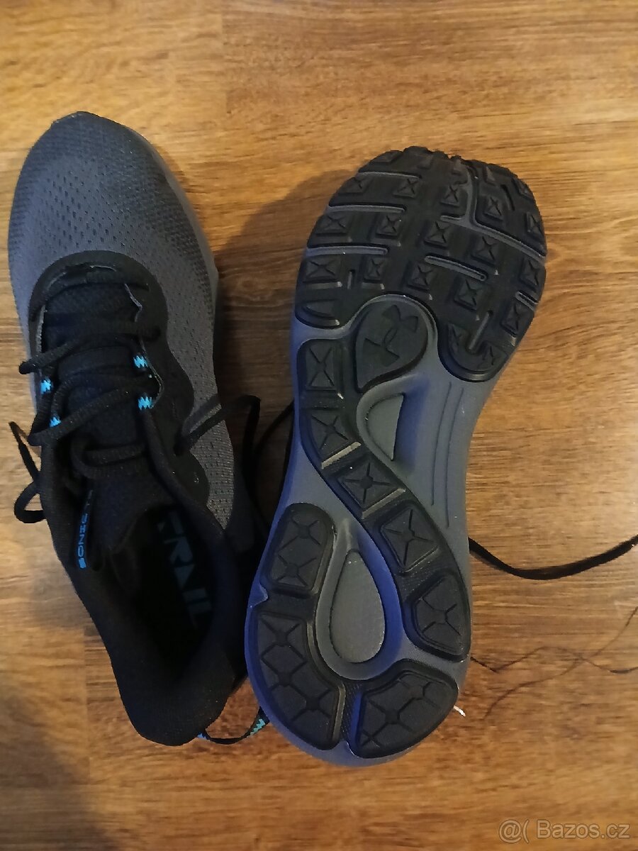 Prodávám boty Under Armour UA U Sonic Trail velikost 46