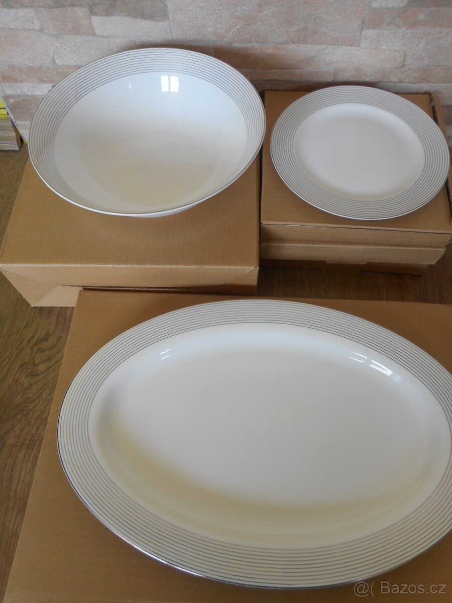 Kostní kvalitní porcelán - mísa, talíře
